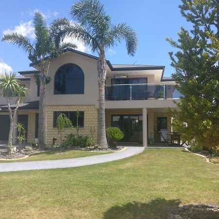 Addsbury House Apartment Whangamata Exterior photo